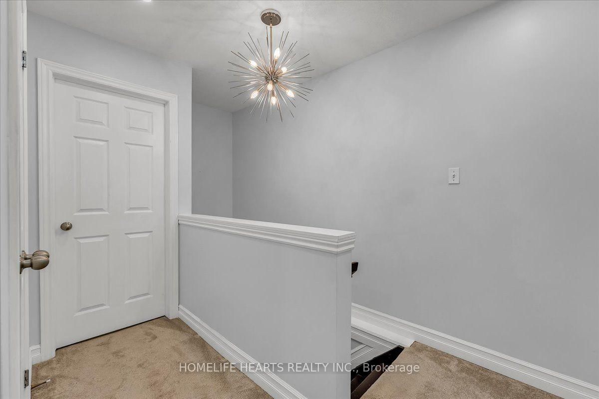 21 Bronte Court • Hamilton, ON photo 16
