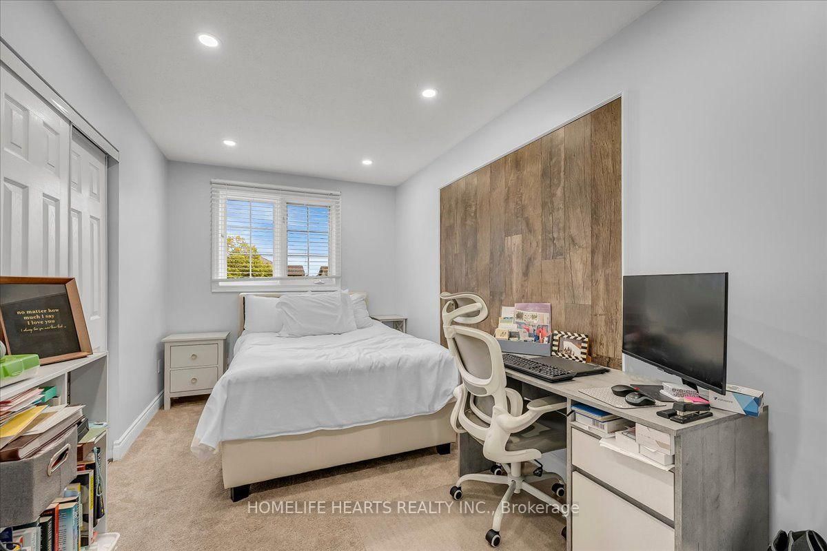 21 Bronte Court • Hamilton, ON photo 21