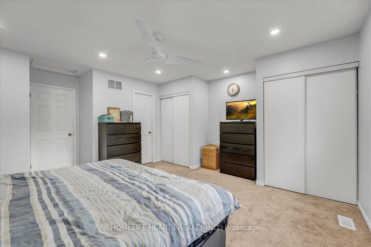 21 Bronte Court • Hamilton, ON photo 29