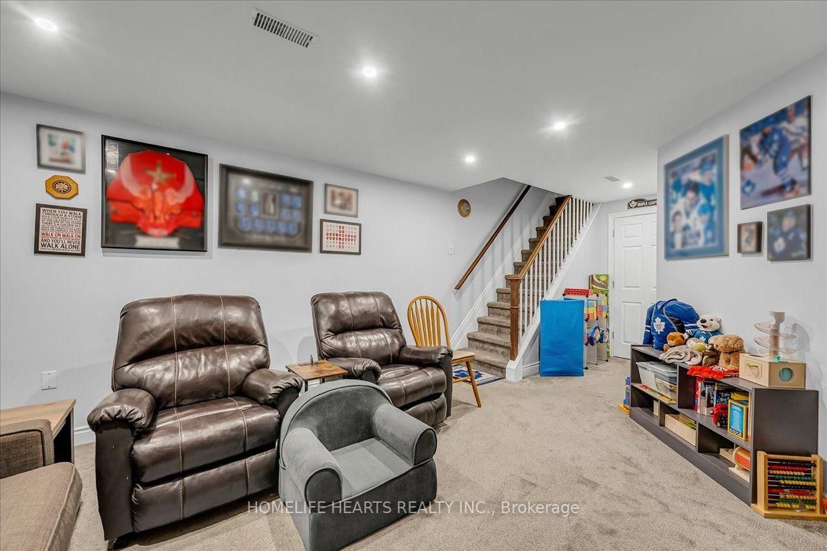 21 Bronte Court • Hamilton, ON photo 31