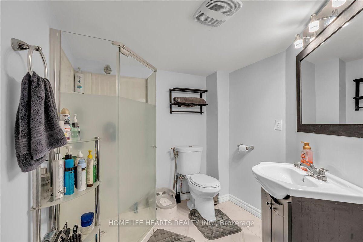 21 Bronte Court • Hamilton, ON photo 32
