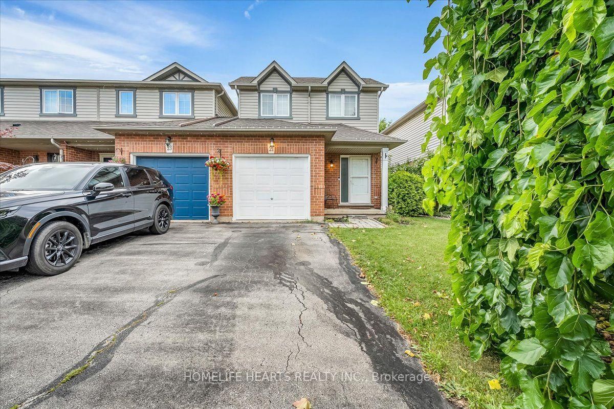 21 Bronte Court • Hamilton, ON photo 4