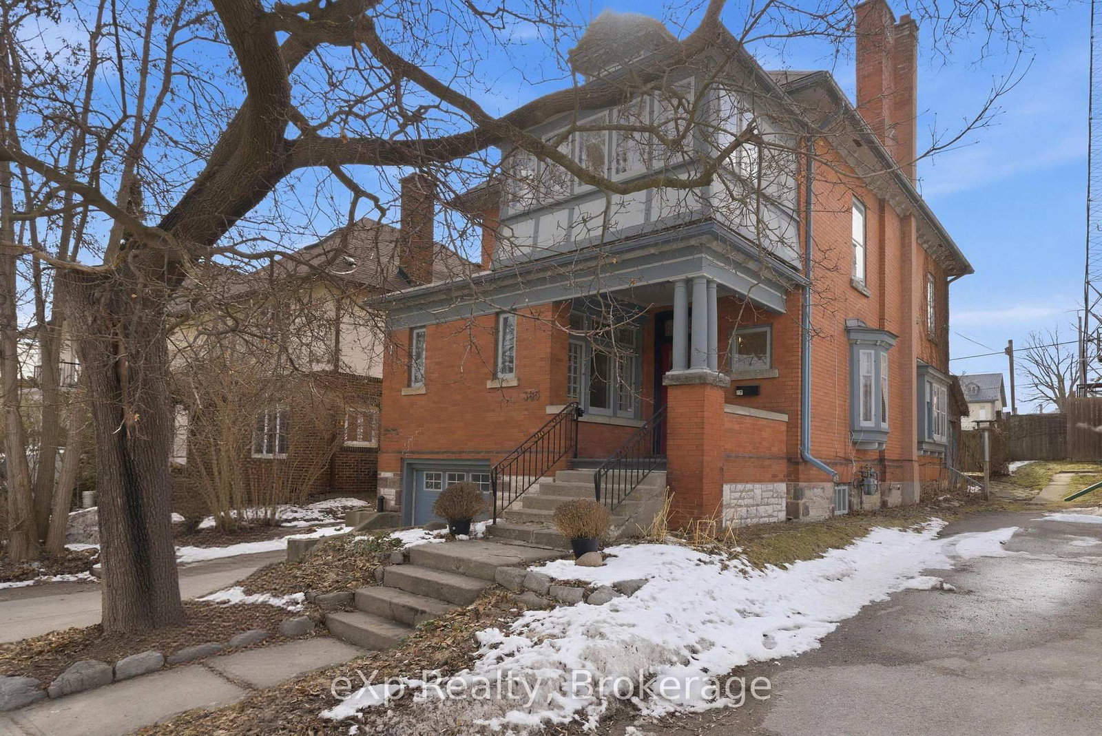 385 Stewart Street • Peterborough, ON photo 2