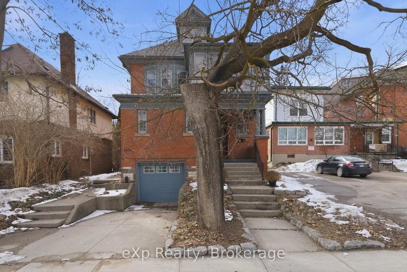 385 Stewart Street