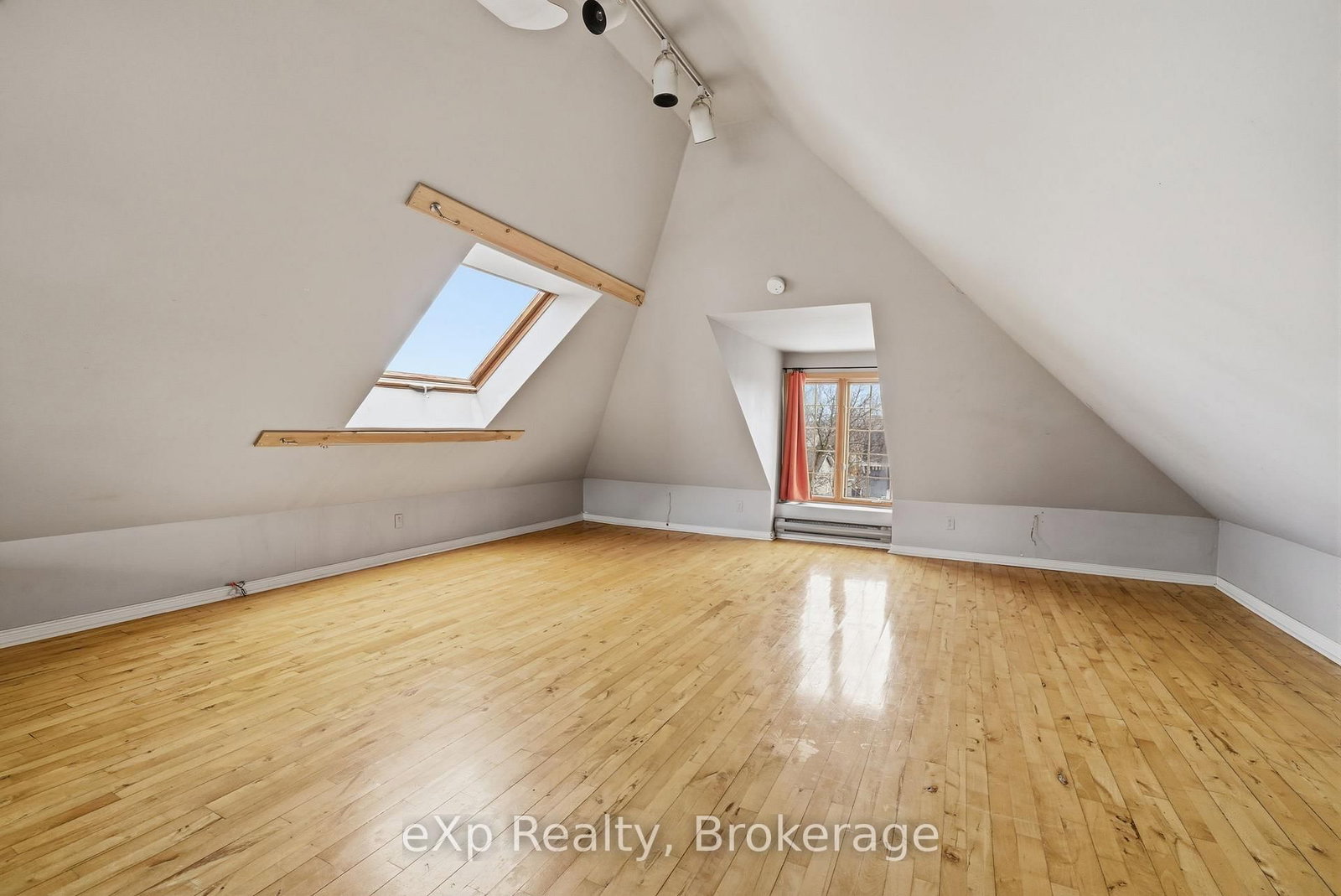 385 Stewart Street • Peterborough, ON photo 36