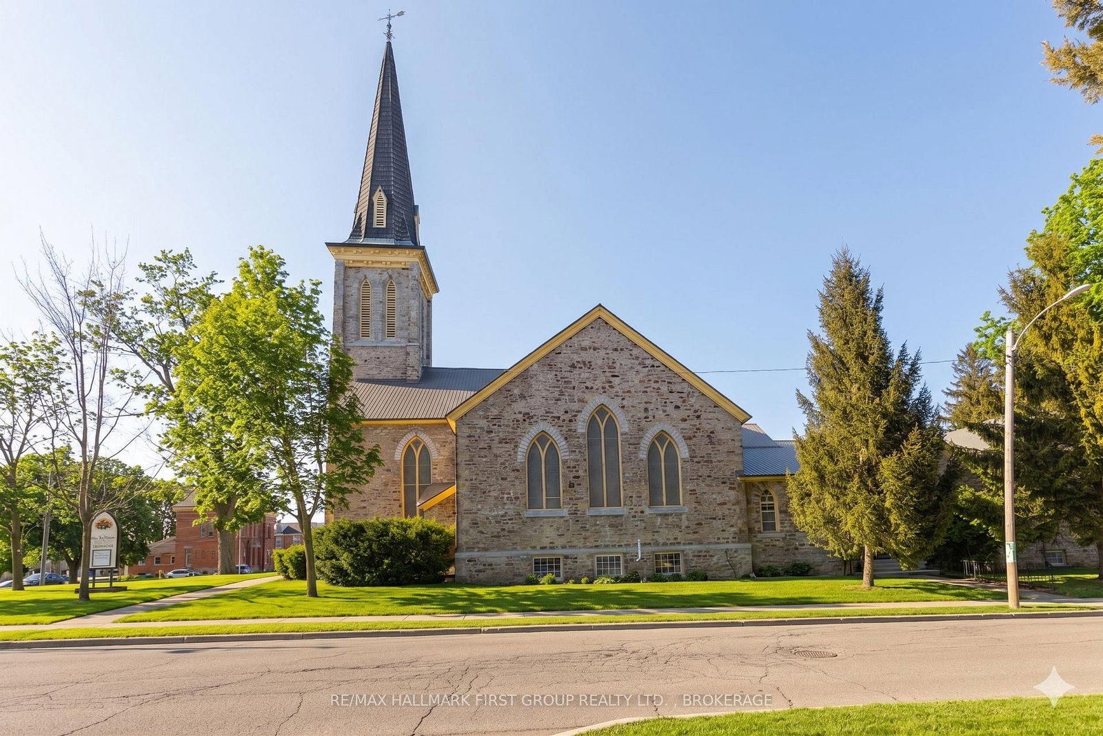 175 Stone Street S • Gananoque, ON photo 36