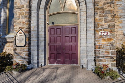 175 Stone Street S • Gananoque, ON photo 8