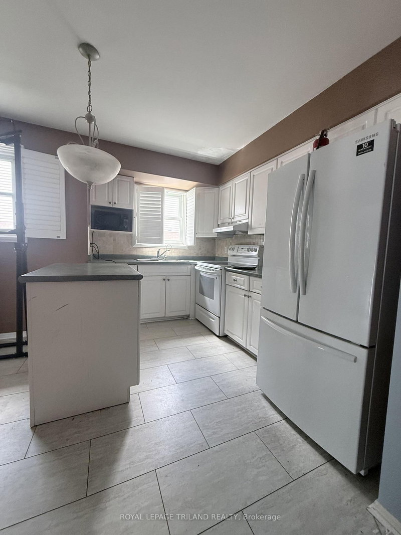 85 Bonaventure Drive