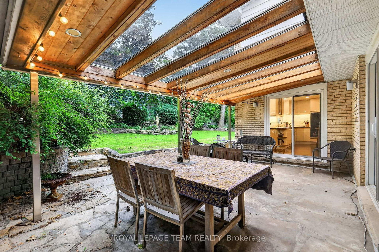 1958 Neepawa Avenue • Ottawa, ON photo 32