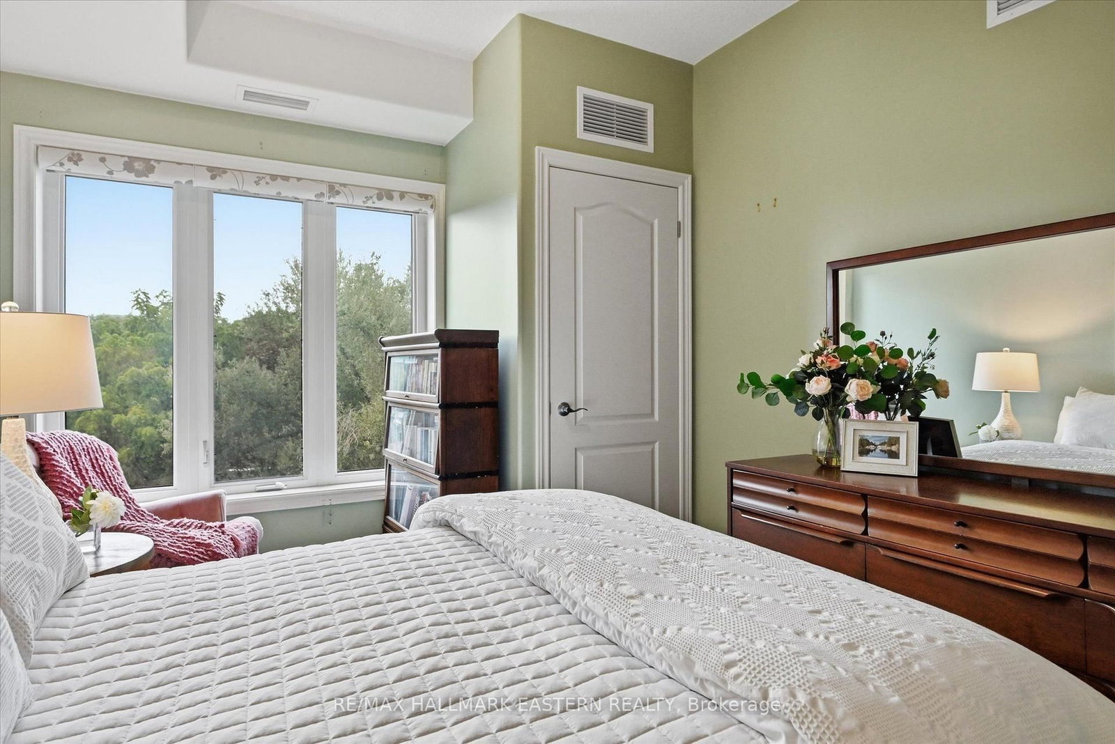 869 Clonsilla Avenue • #PH16 • Peterborough, ON photo 17