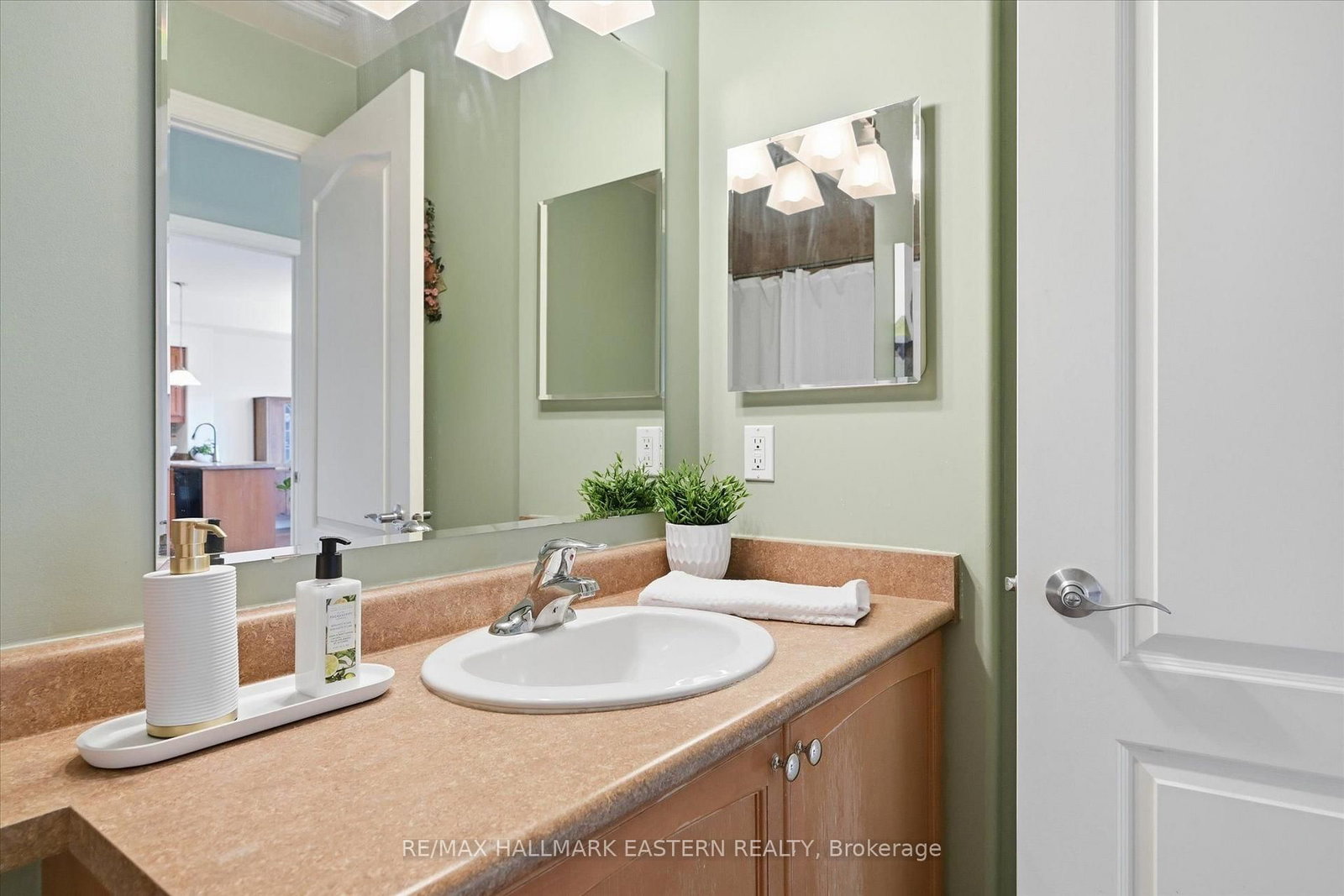 869 Clonsilla Avenue • #PH16 • Peterborough, ON photo 18