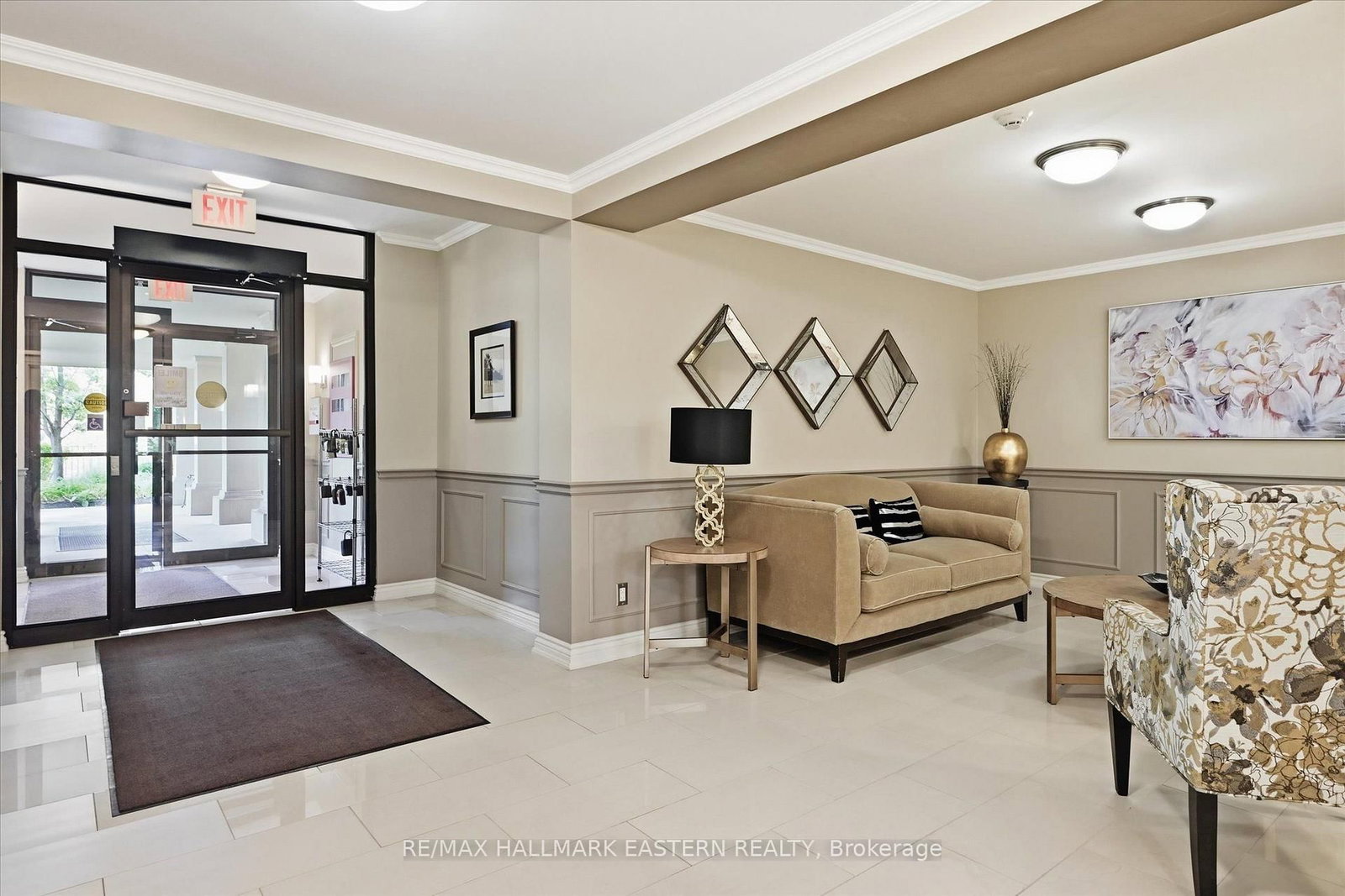869 Clonsilla Avenue • #PH16 • Peterborough, ON photo 5