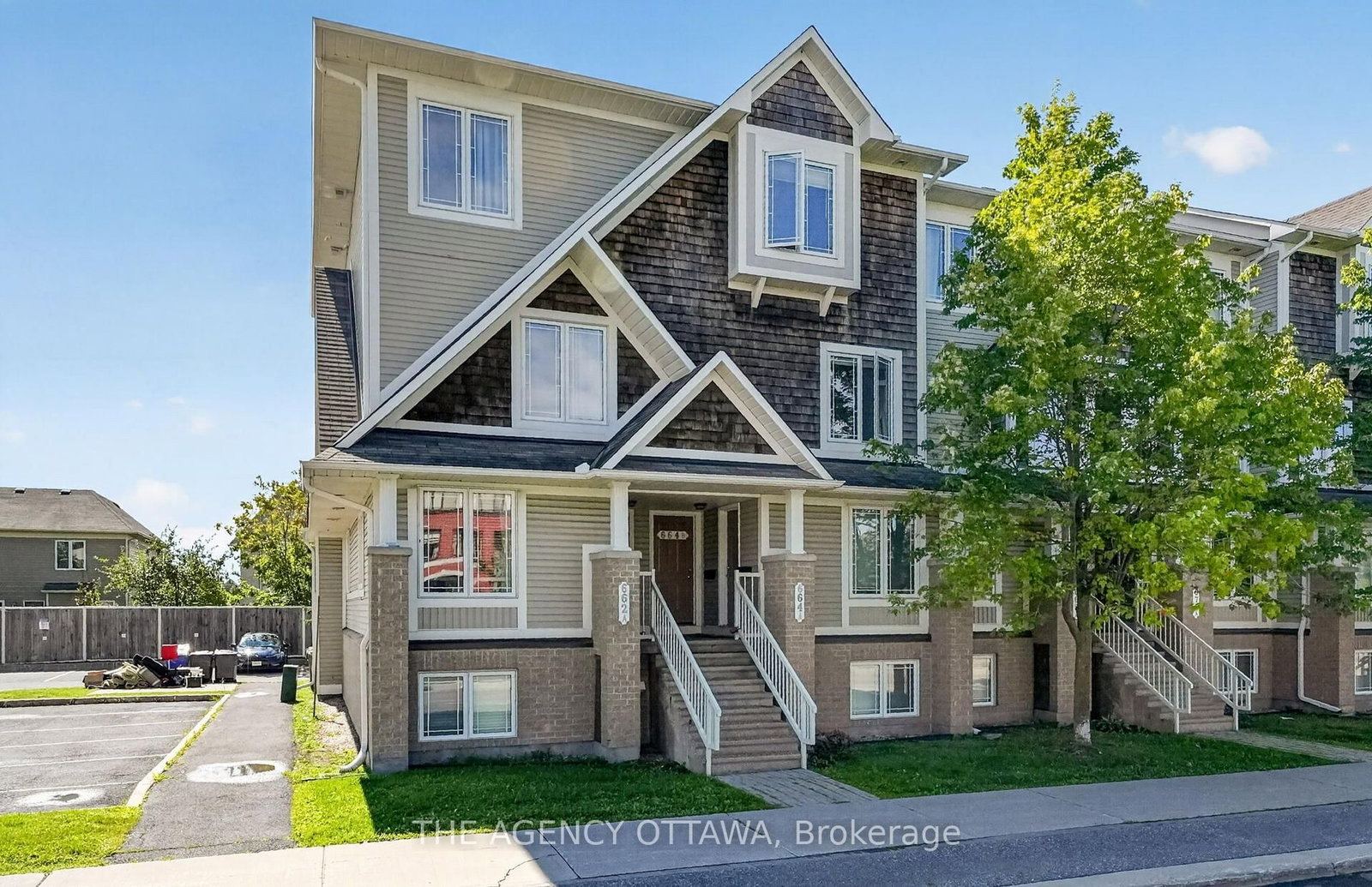664 Chapman Mills Drive • #B • Ottawa, ON photo 2