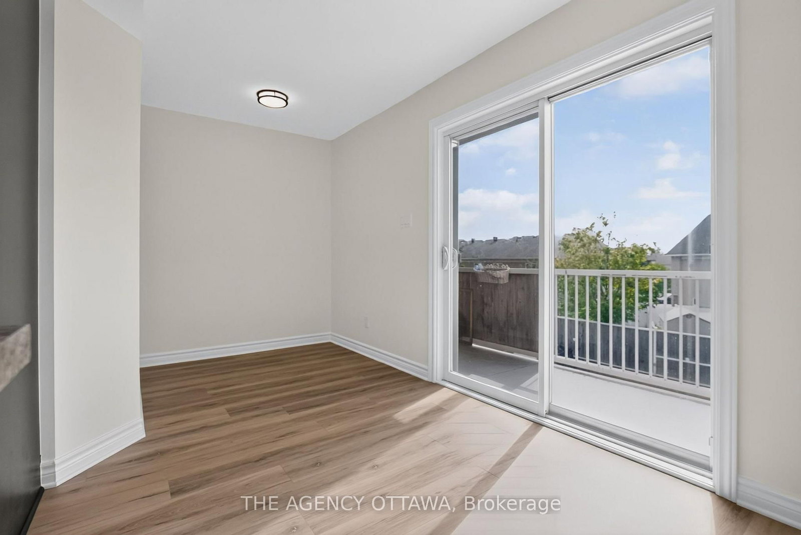 664 Chapman Mills Drive • #B • Ottawa, ON photo 21