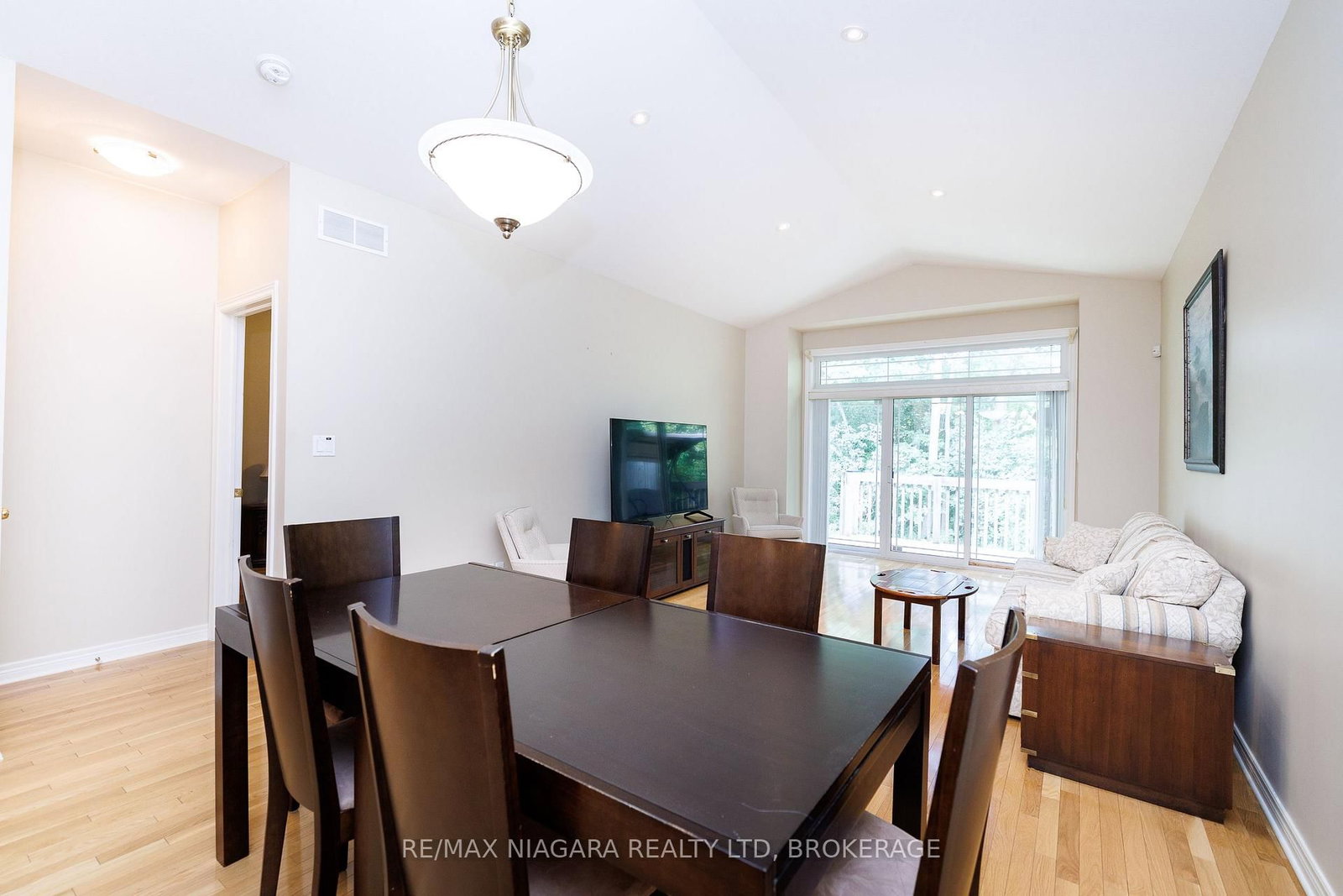 3300 Montrose Road • #8 • Niagara Falls, ON photo 12