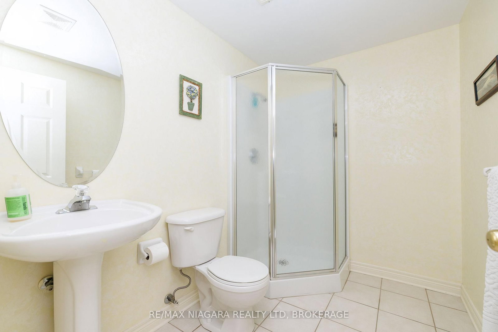 3300 Montrose Road • #8 • Niagara Falls, ON photo 25