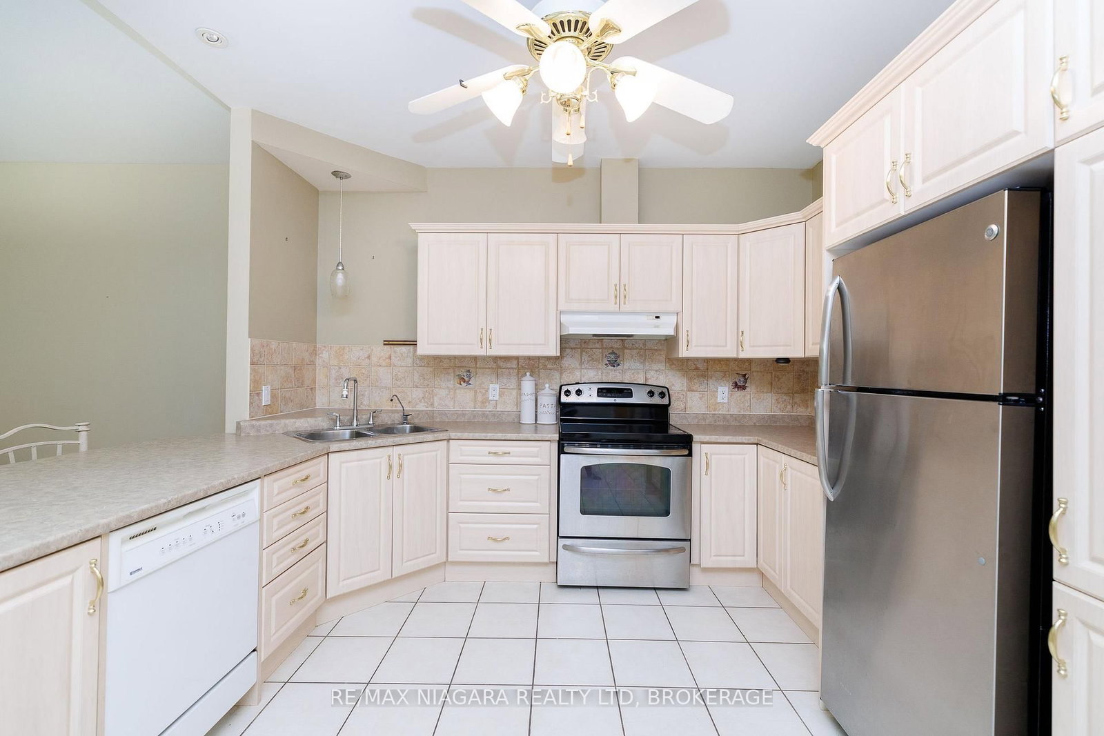 3300 Montrose Road • #8 • Niagara Falls, ON photo 8