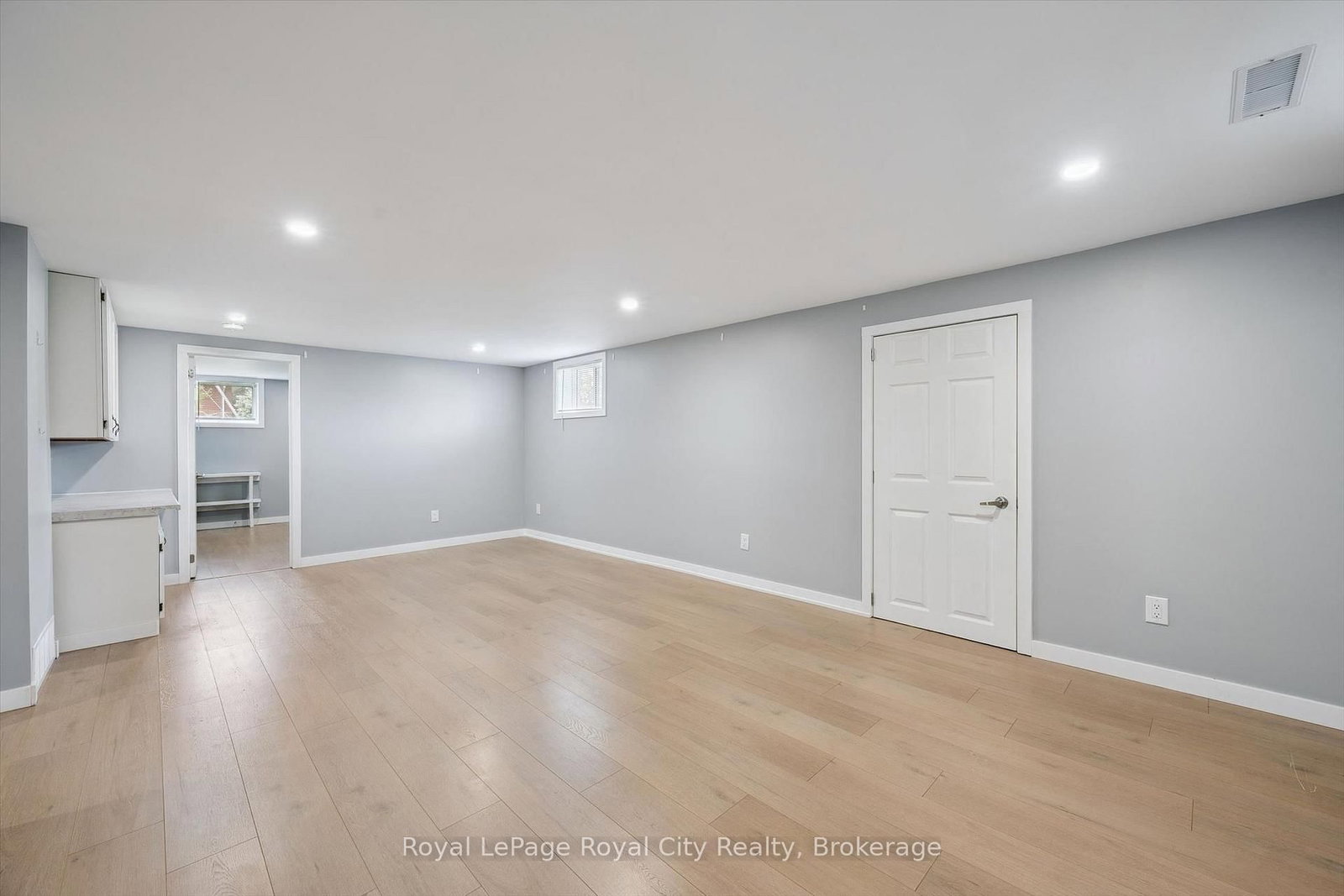 216 Stevenson Street N • Guelph, ON photo 20