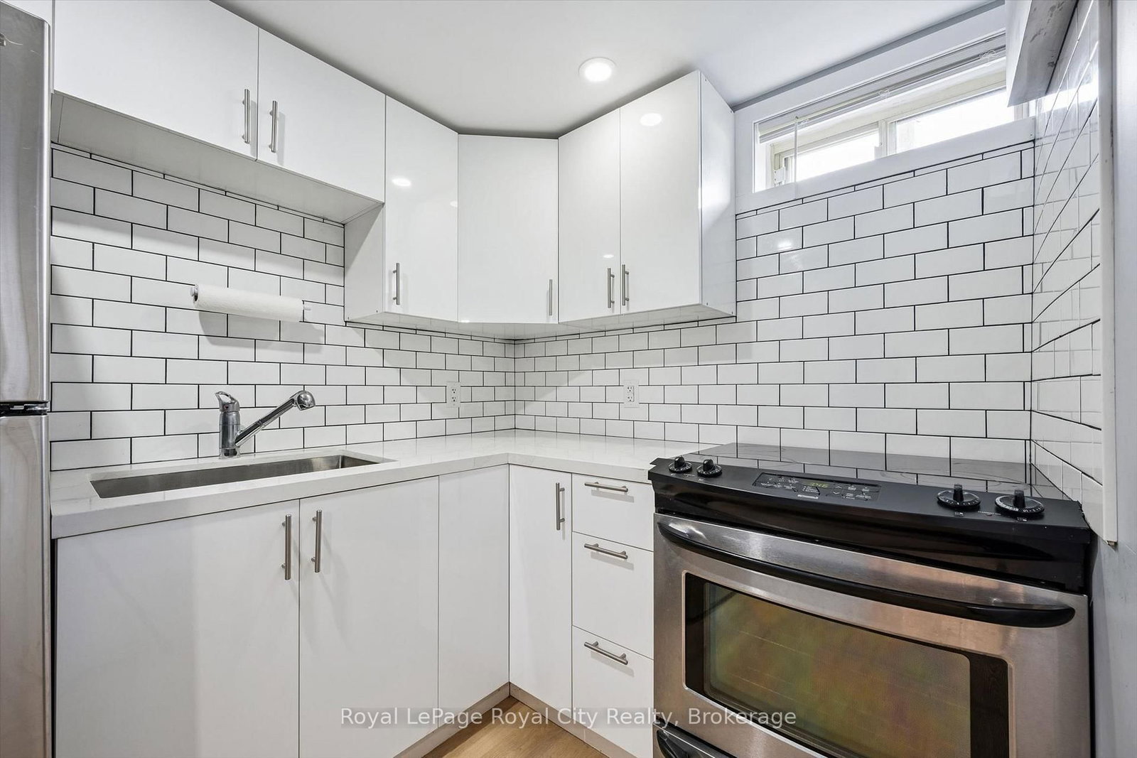 216 Stevenson Street N • Guelph, ON photo 22
