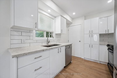 216 Stevenson Street N • Guelph, ON photo 7