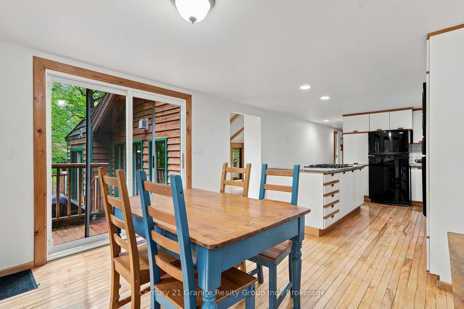 1131 Kanawa Lane • Algonquin Highlands, ON photo 10