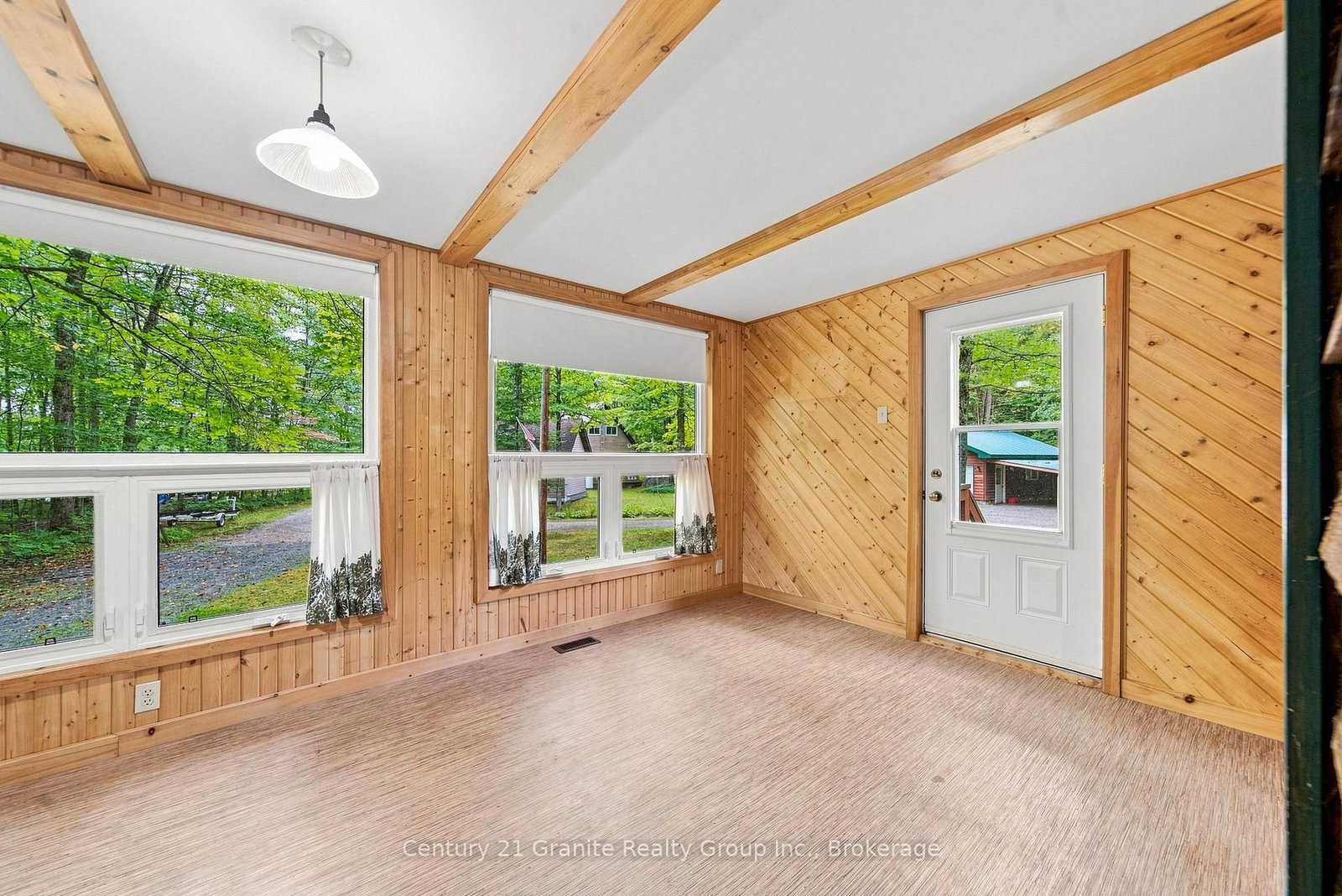 1131 Kanawa Lane • Algonquin Highlands, ON photo 11
