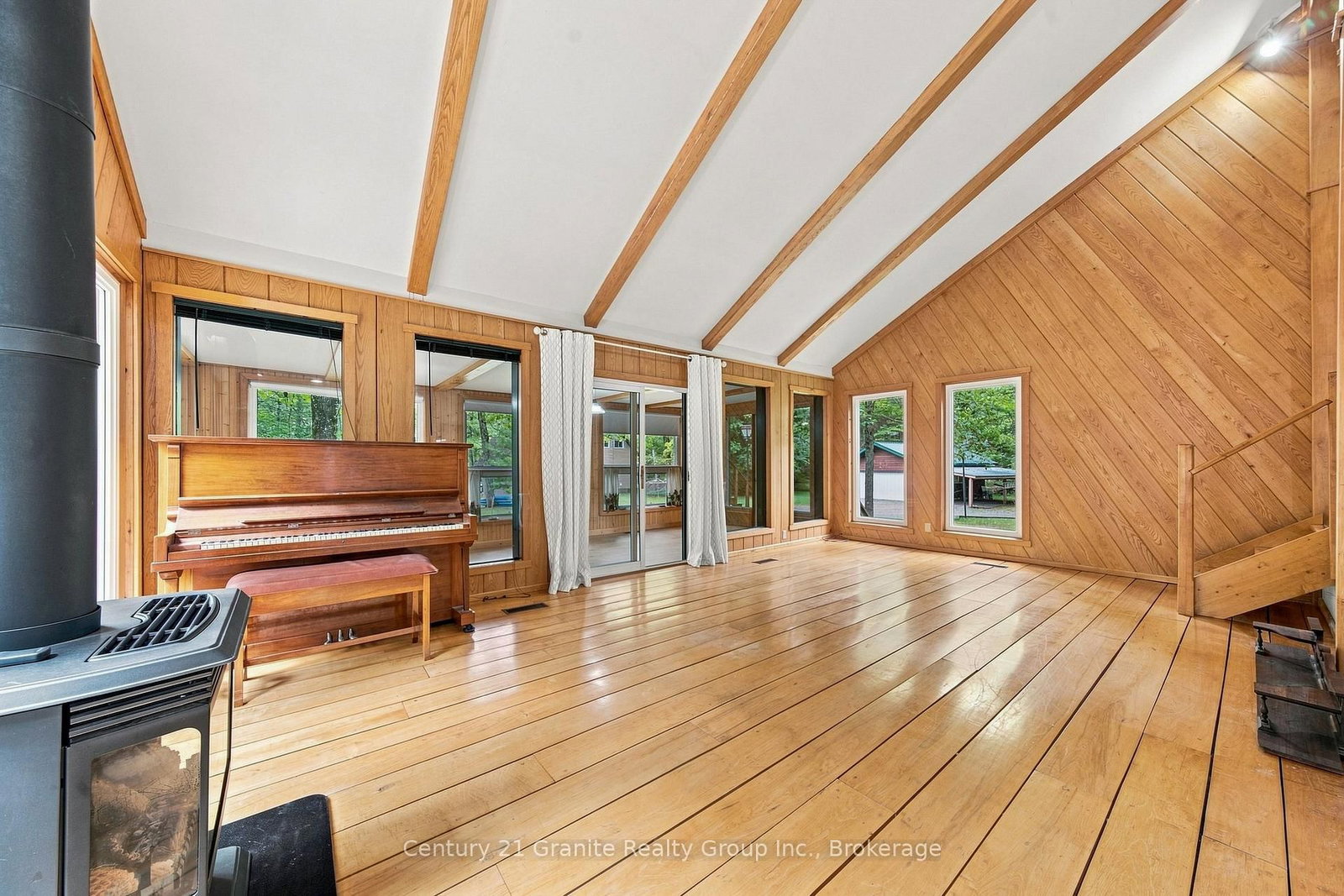 1131 Kanawa Lane • Algonquin Highlands, ON photo 15