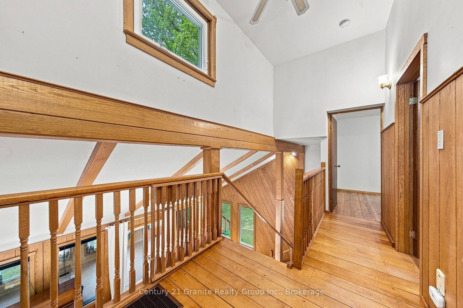 1131 Kanawa Lane • Algonquin Highlands, ON photo 18