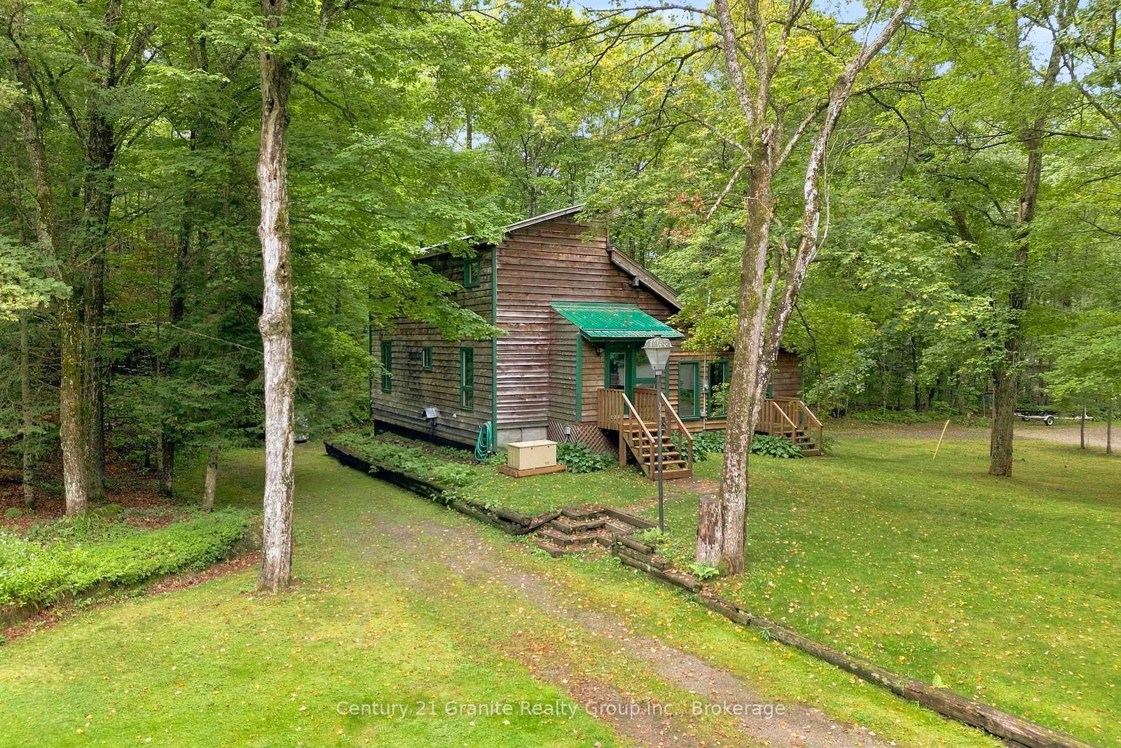 1131 Kanawa Lane • Algonquin Highlands, ON photo 2