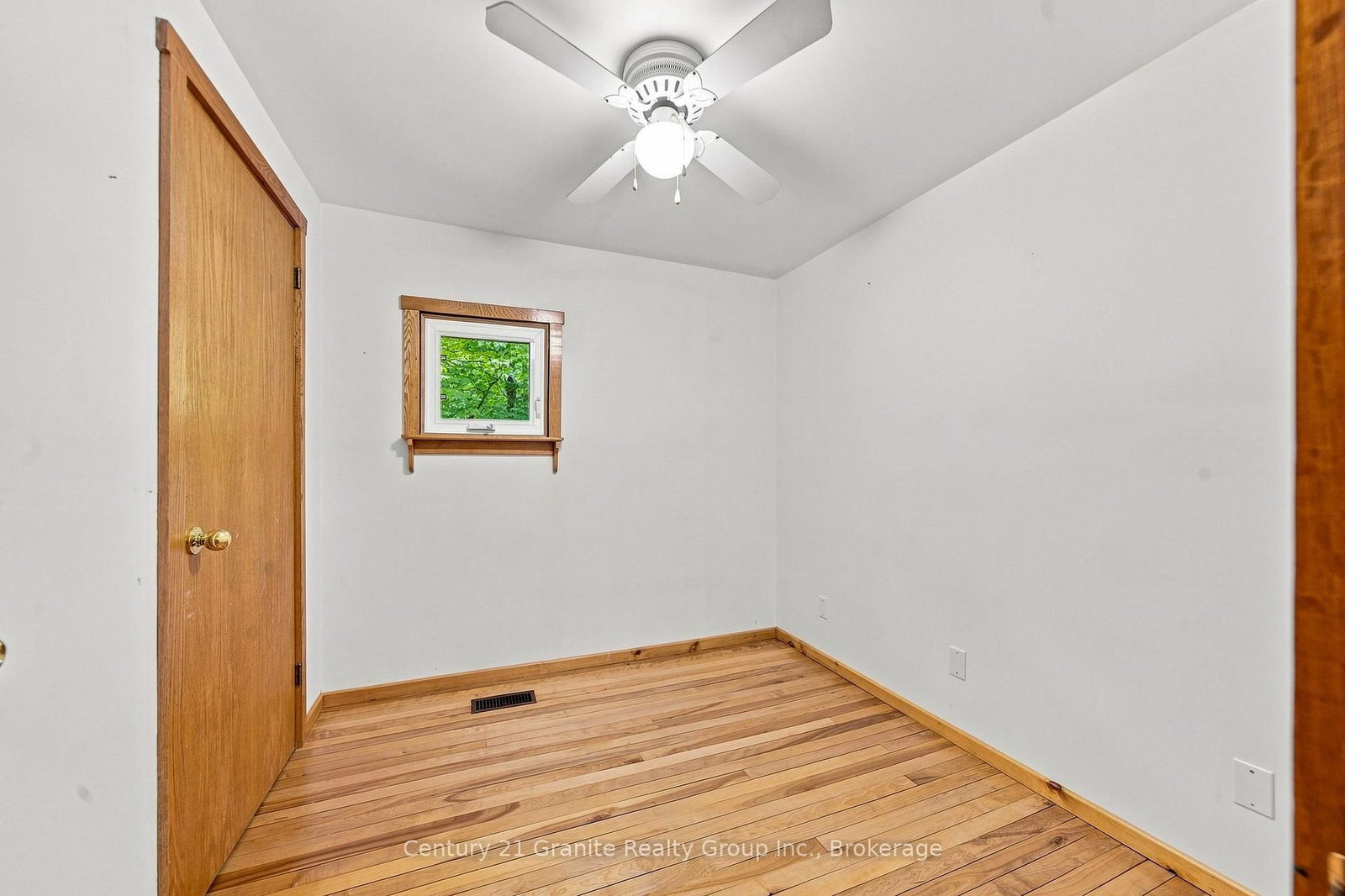 1131 Kanawa Lane • Algonquin Highlands, ON photo 22