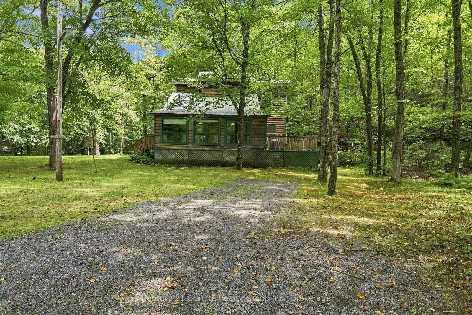 1131 Kanawa Lane • Algonquin Highlands, ON photo 3
