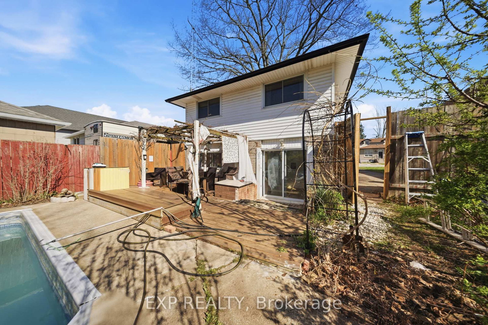 6376 Ash Street • Niagara Falls, ON photo 32