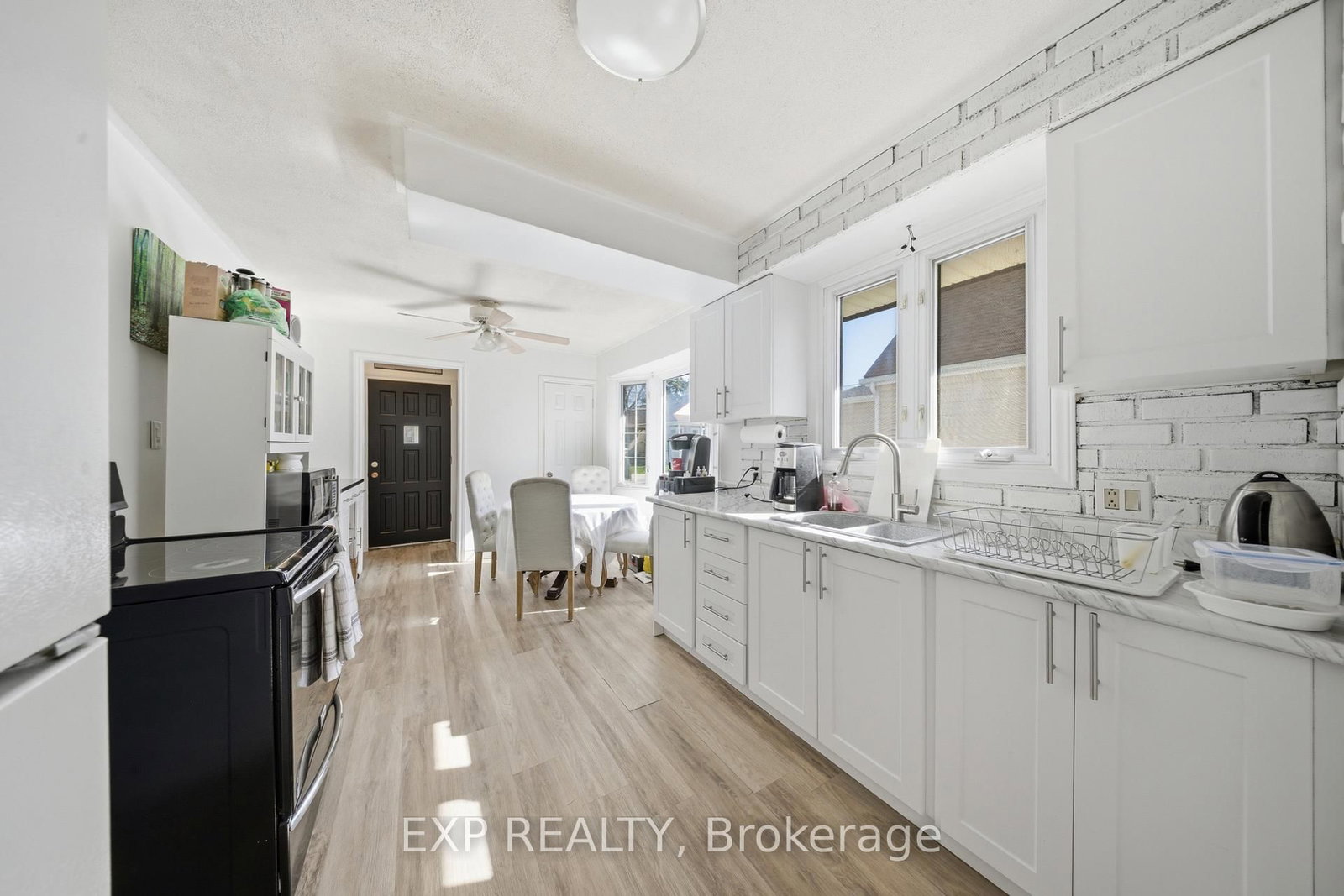 6376 Ash Street • Niagara Falls, ON photo 9