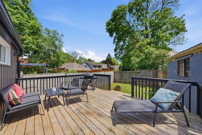 20 Wharncliffe Road S • London South, ON photo 2