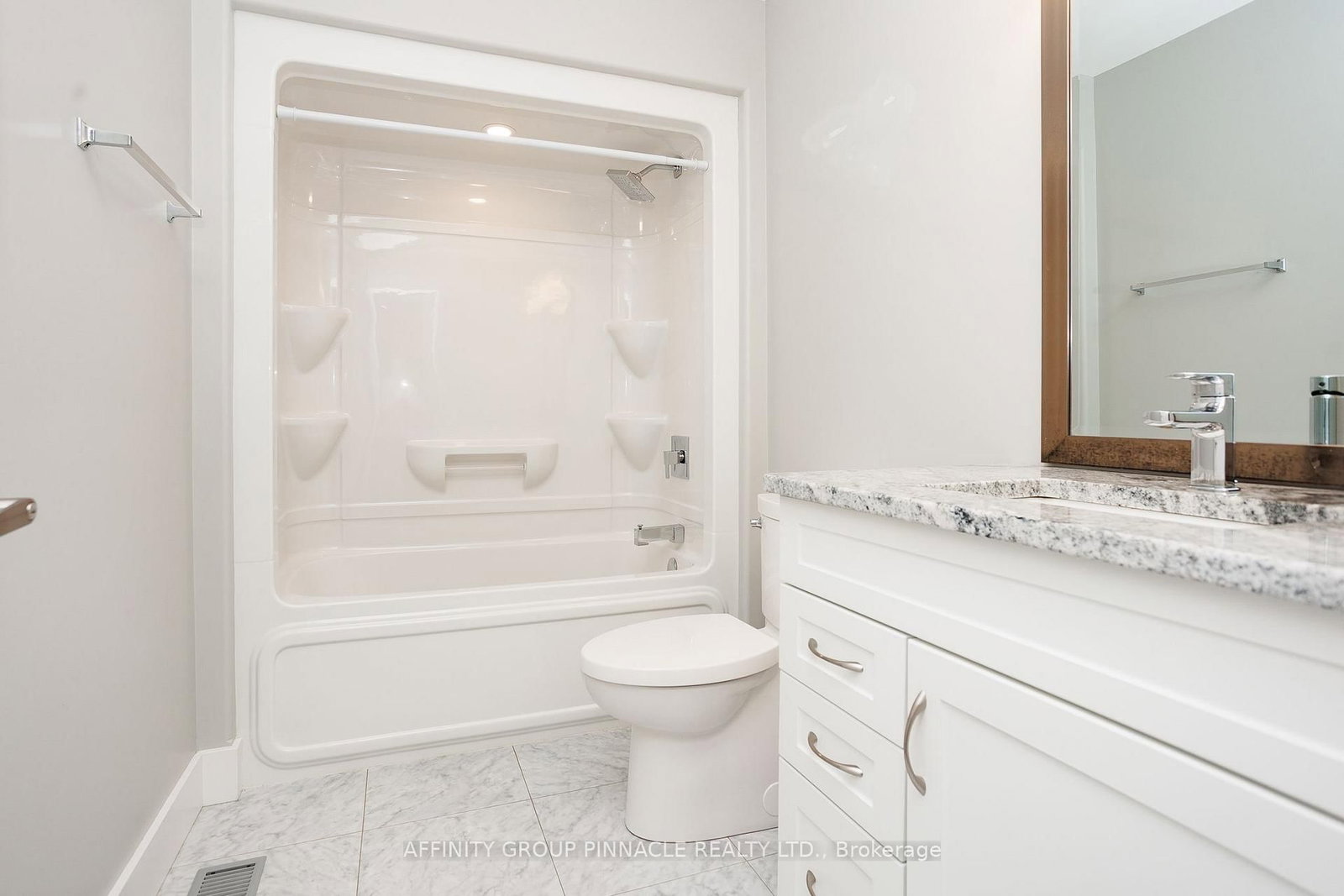 793 County Road 121 Road • Kawartha Lakes, ON photo 18