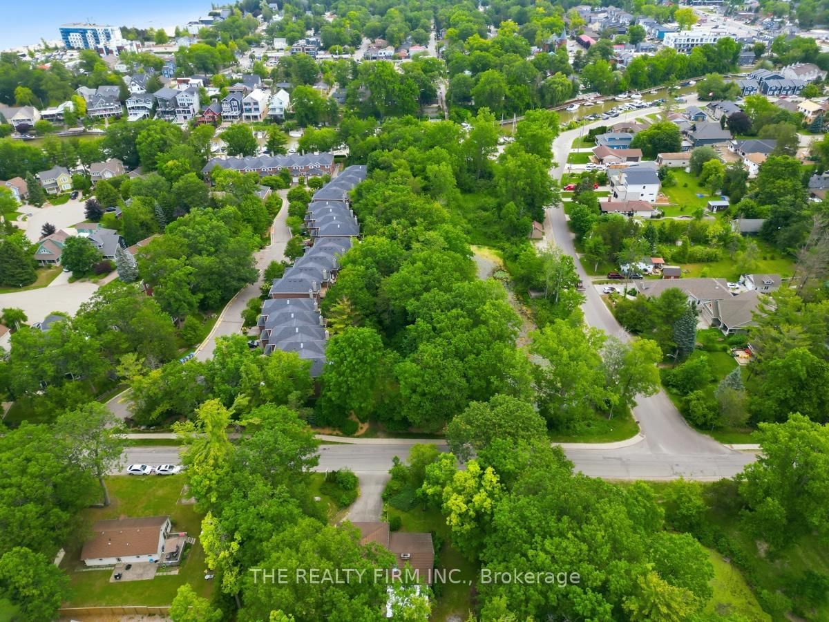 48 Lake Road • Lambton Shores, ON photo 3