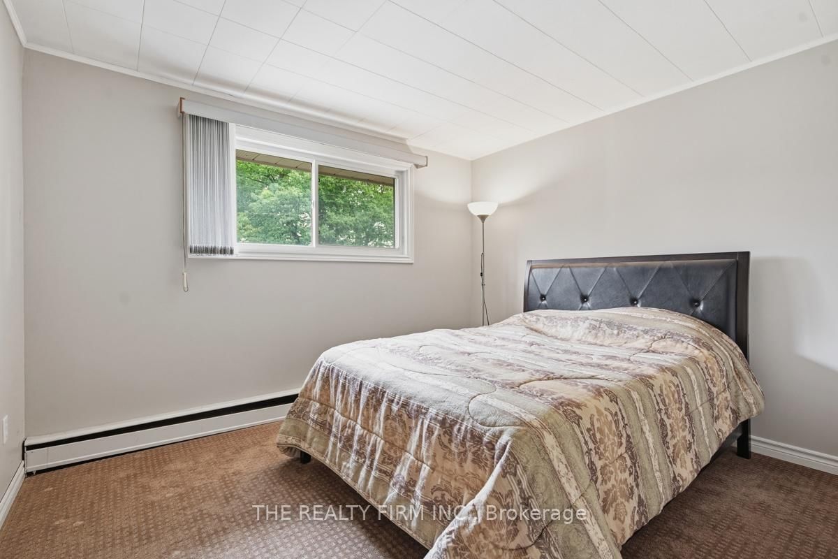 48 Lake Road • Lambton Shores, ON photo 32