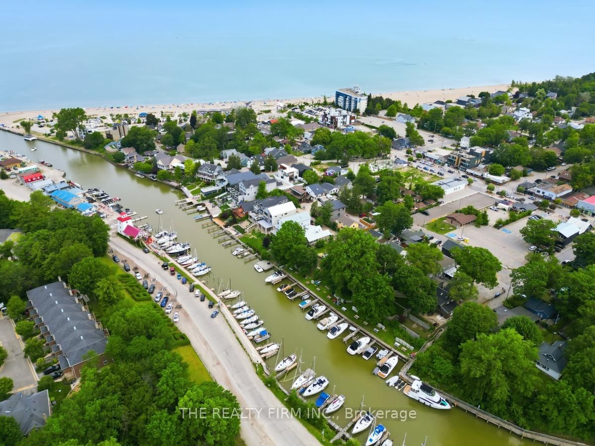 48 Lake Road • Lambton Shores, ON photo 5