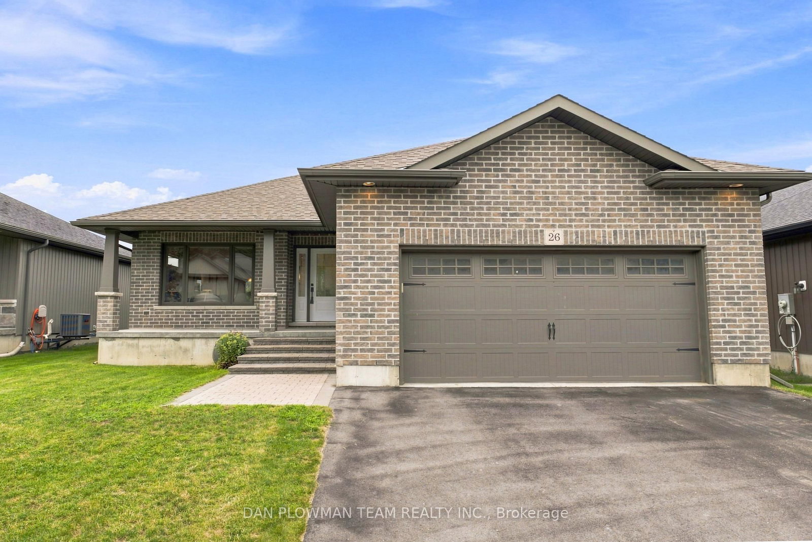26 Autumn Grove • Quinte West, ON photo 1