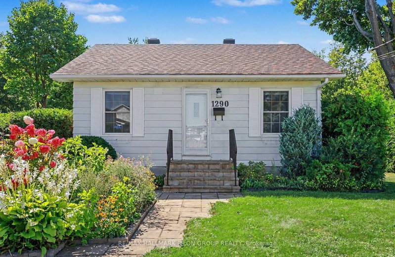 1290 St. Jean Street