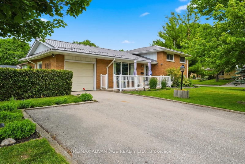 15 North Almond Place