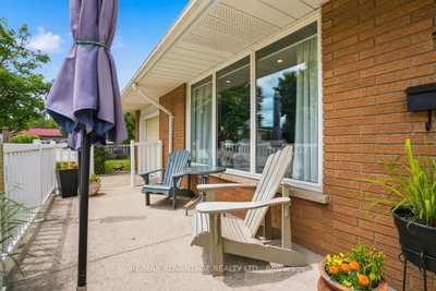 15 North Almond Place • London South, ON photo 8