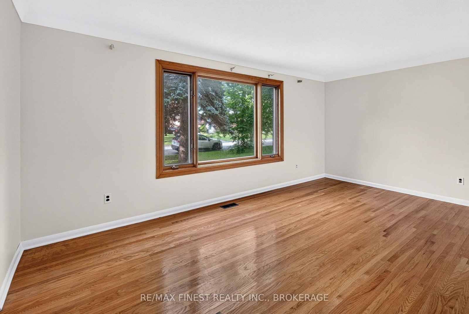 92 Cliff Crescent • Kingston, ON photo 21