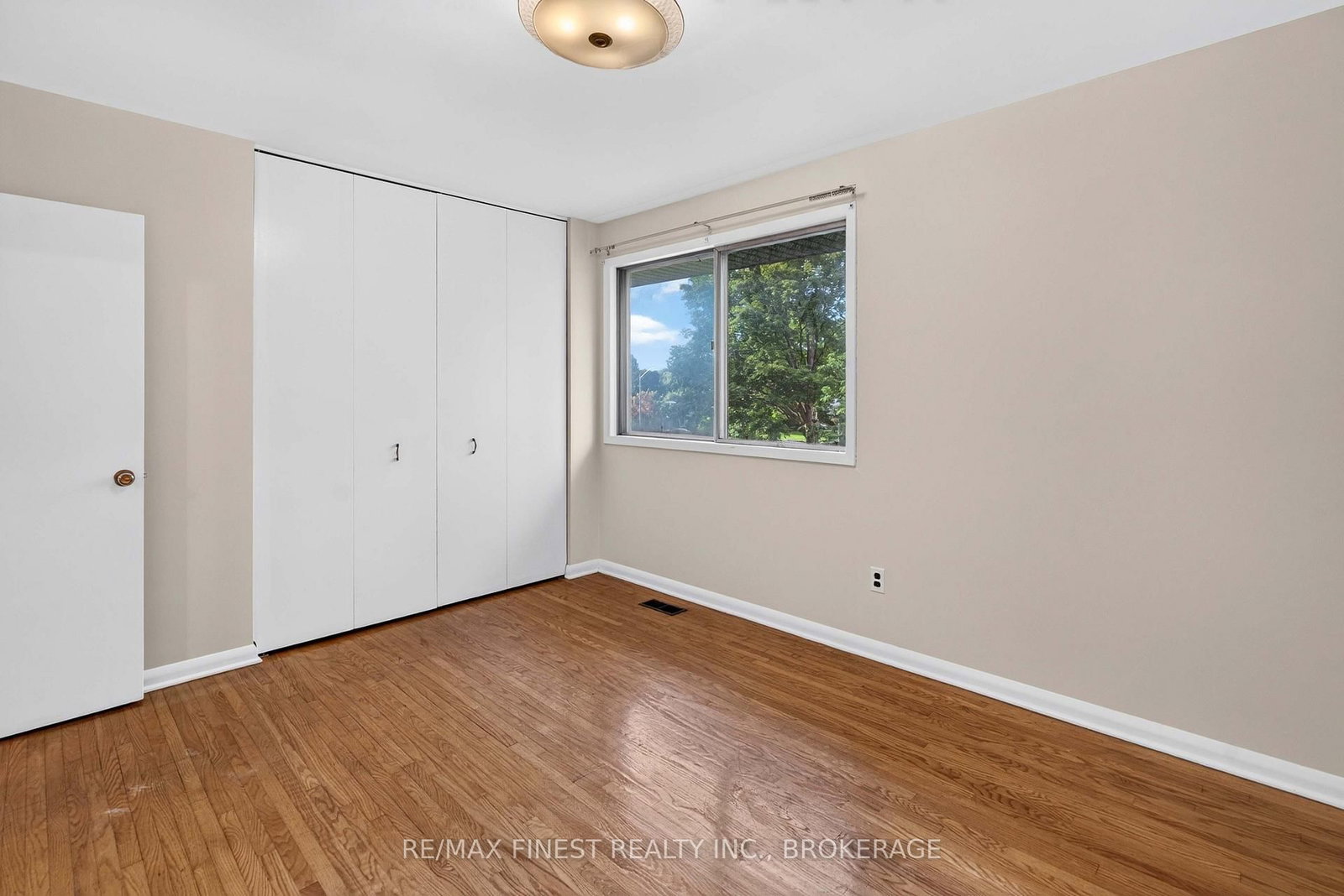 92 Cliff Crescent • Kingston, ON photo 27