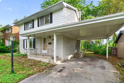 92 Cliff Crescent • Kingston, ON photo 3