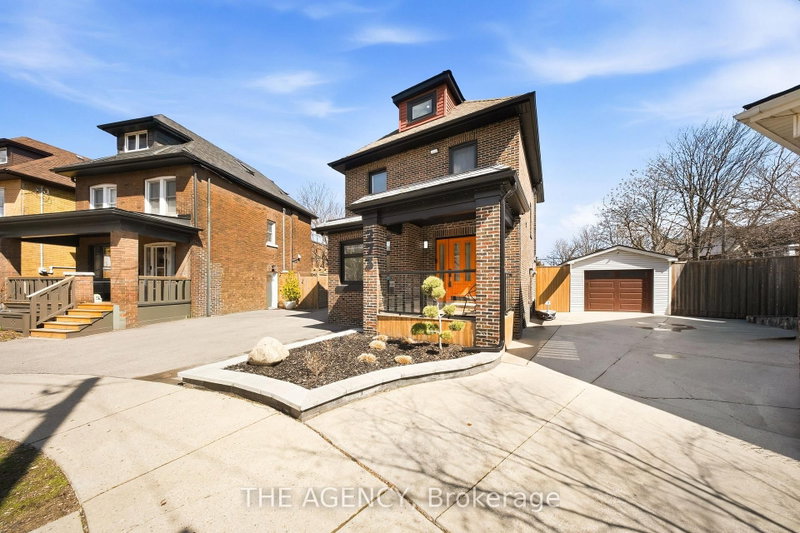 273 Stinson Crescent