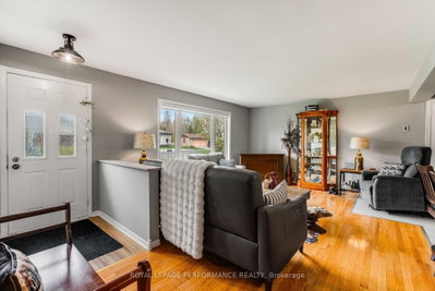 6277 Macrae Court • South Glengarry, ON photo 3