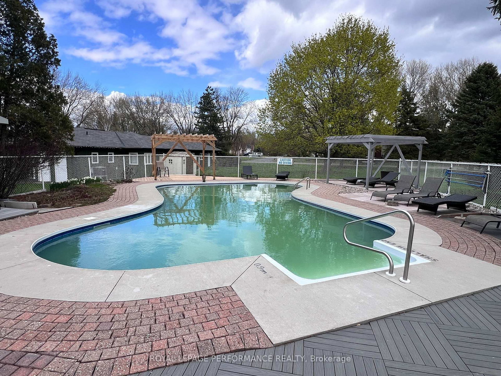 6277 Macrae Court • South Glengarry, ON photo 38