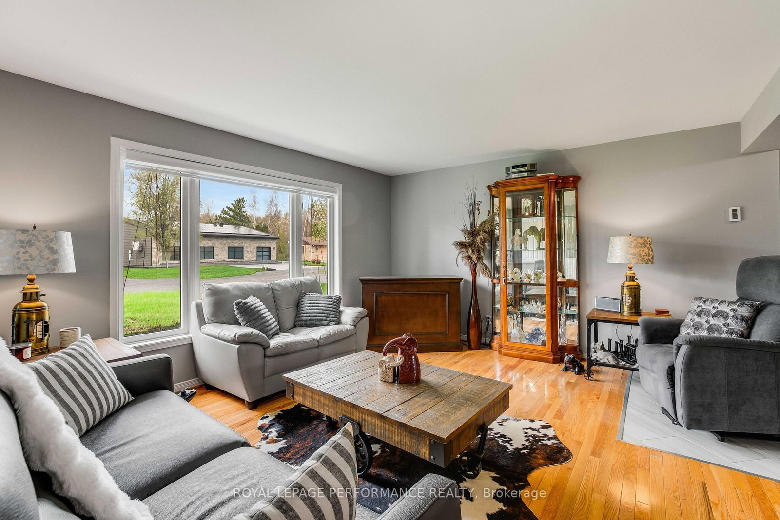 6277 Macrae Court • South Glengarry, ON photo 4