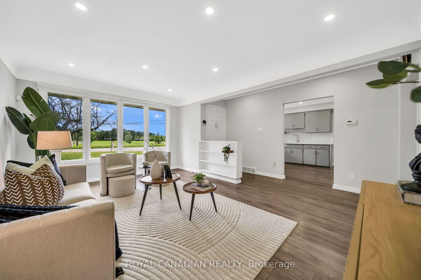 284 Cedar Crescent • Cambridge, ON photo 12